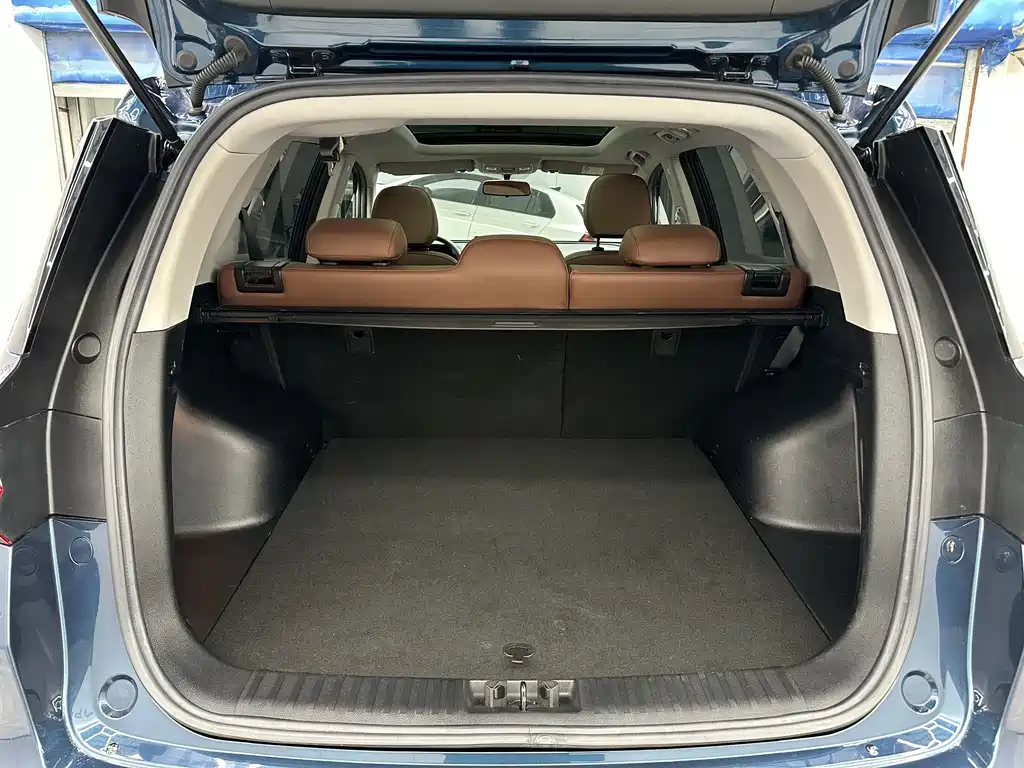 GEELY AUTOMOBILE VISION X6