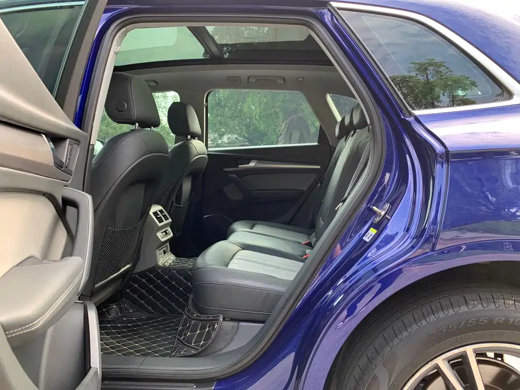 Audi Q5L — миниатюра 5