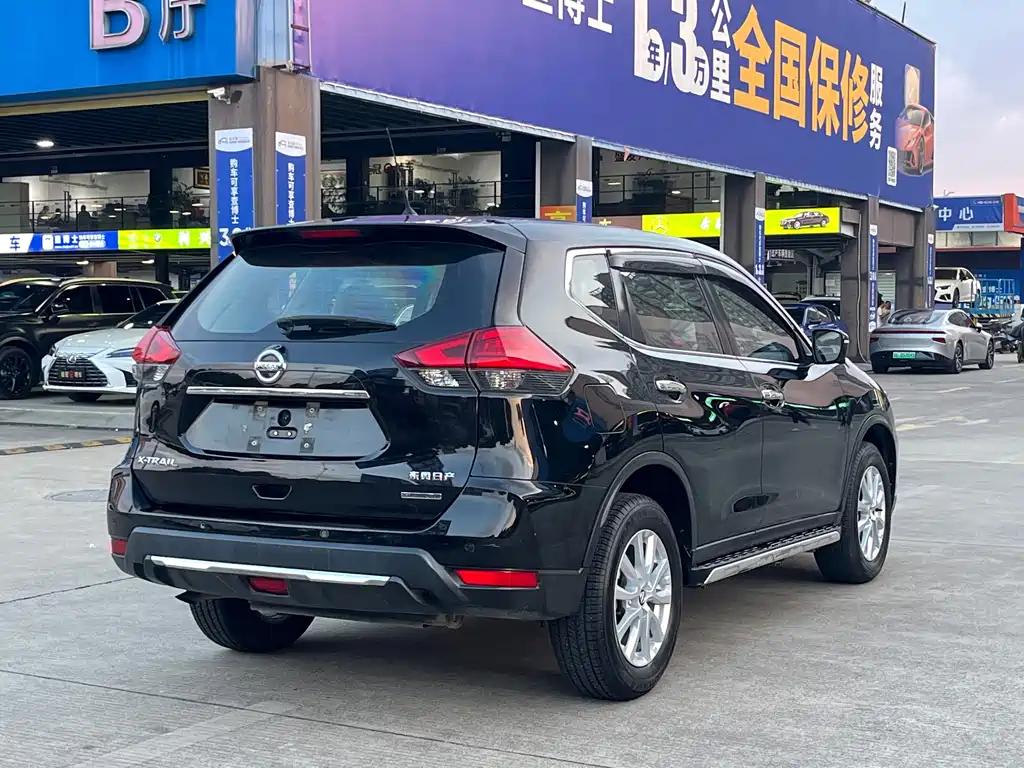 Nissan X-Trail — миниатюра 6