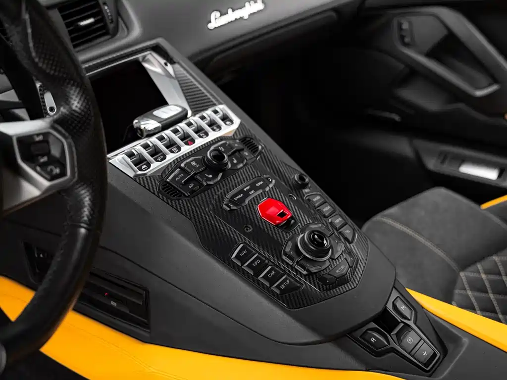 Lamborghini Aventador — миниатюра 15