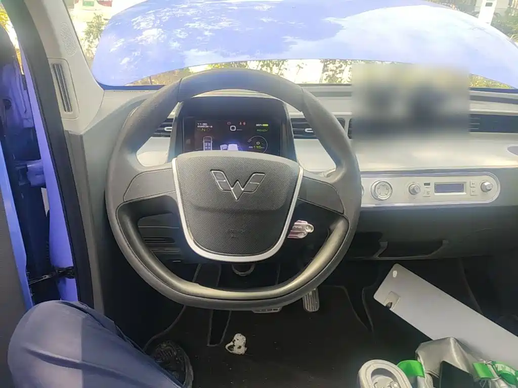 Wuling MINIEV — миниатюра 11