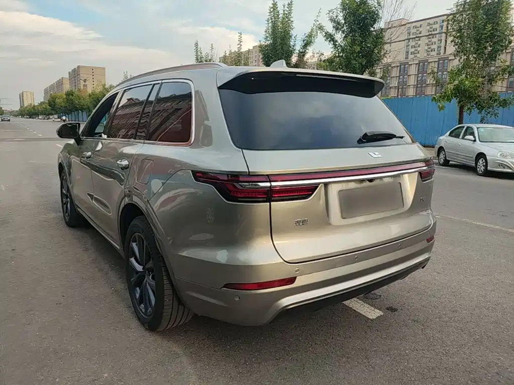 Li Auto Li ONE — миниатюра 5