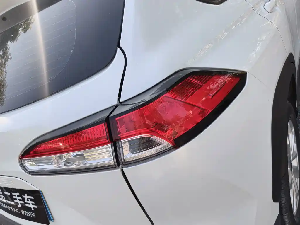Toyota Frontlander — миниатюра 15