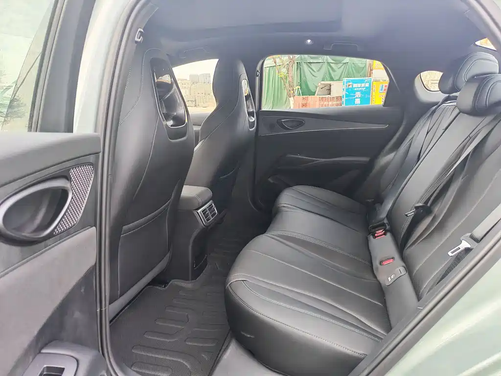 BYD SEAL 06 NEW ENERGY