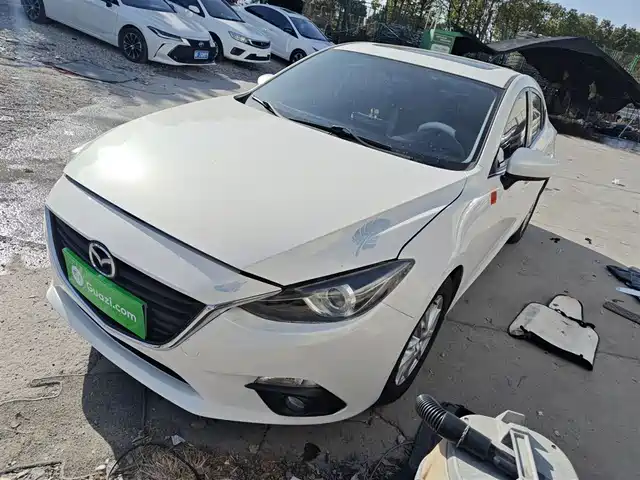 mazda 3-angkesaila