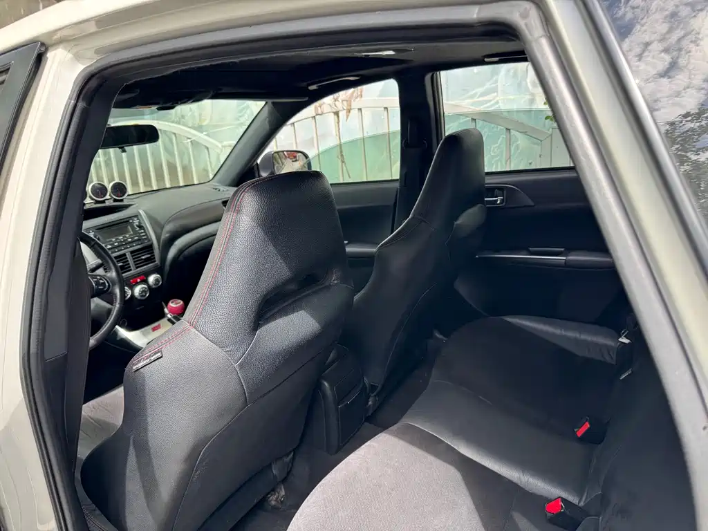 Subaru Impreza — миниатюра 8