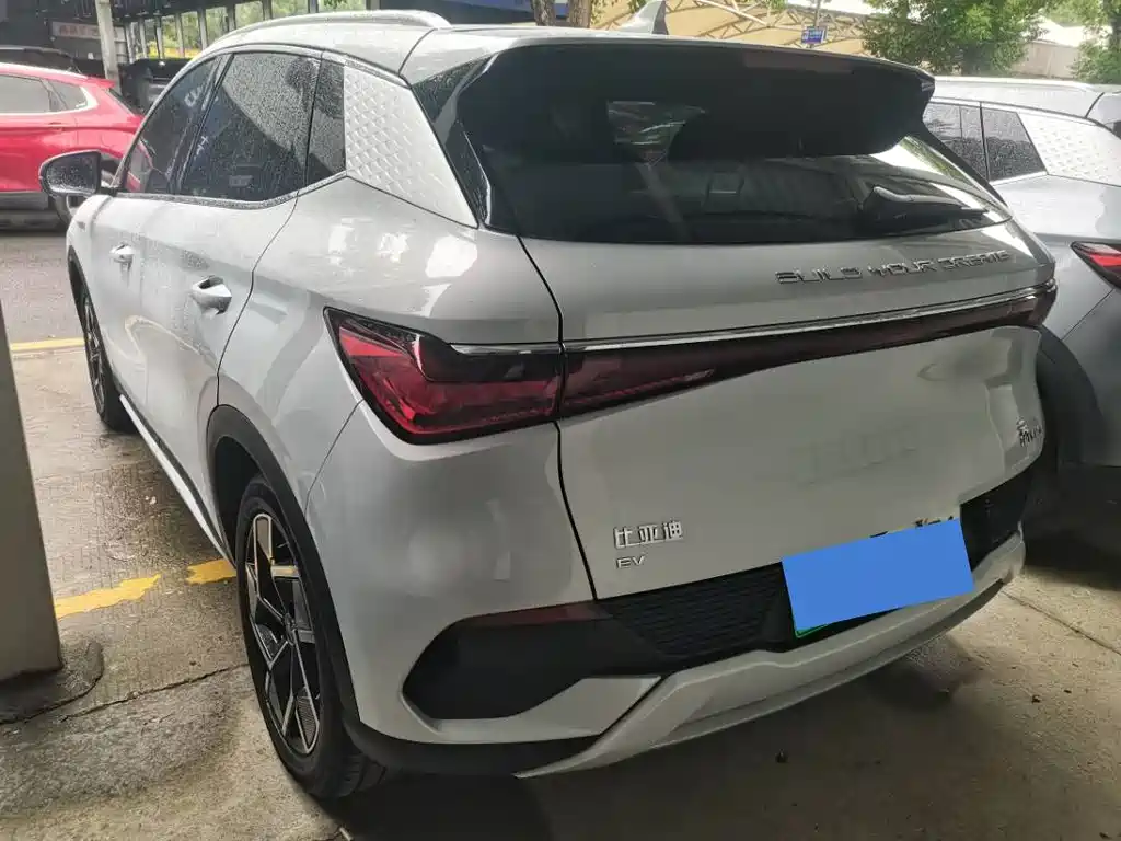 BYD Yuan Plus — миниатюра 8
