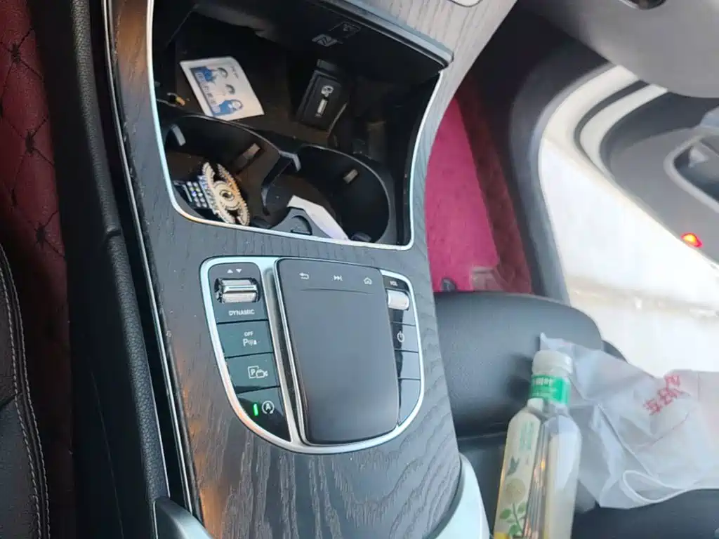 Mercedes-Benz C-Class — миниатюра 19
