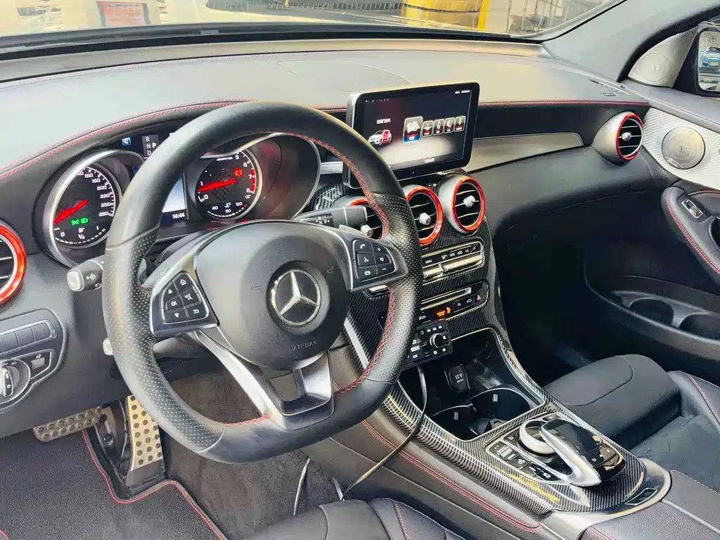 Mercedes-Benz GLC Coupe AMG — миниатюра 11