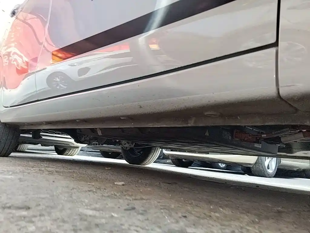 Wuling MINIEV — миниатюра 21