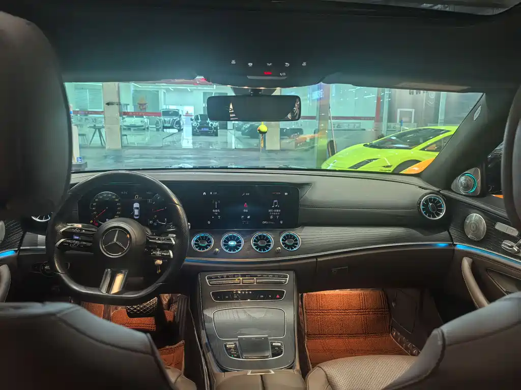 MERCEDES-BENZ E CLASS