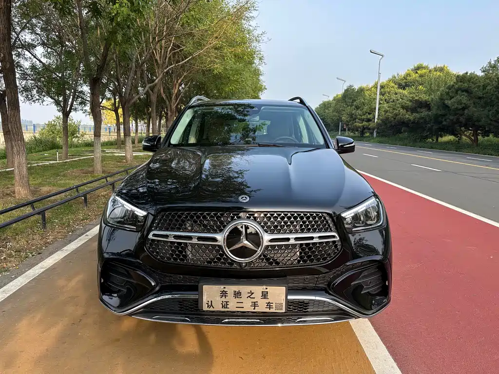 Mercedes-Benz GLE (Import) — миниатюра 2