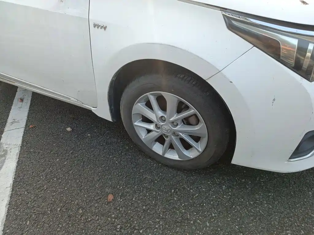 Toyota Corolla — миниатюра 8