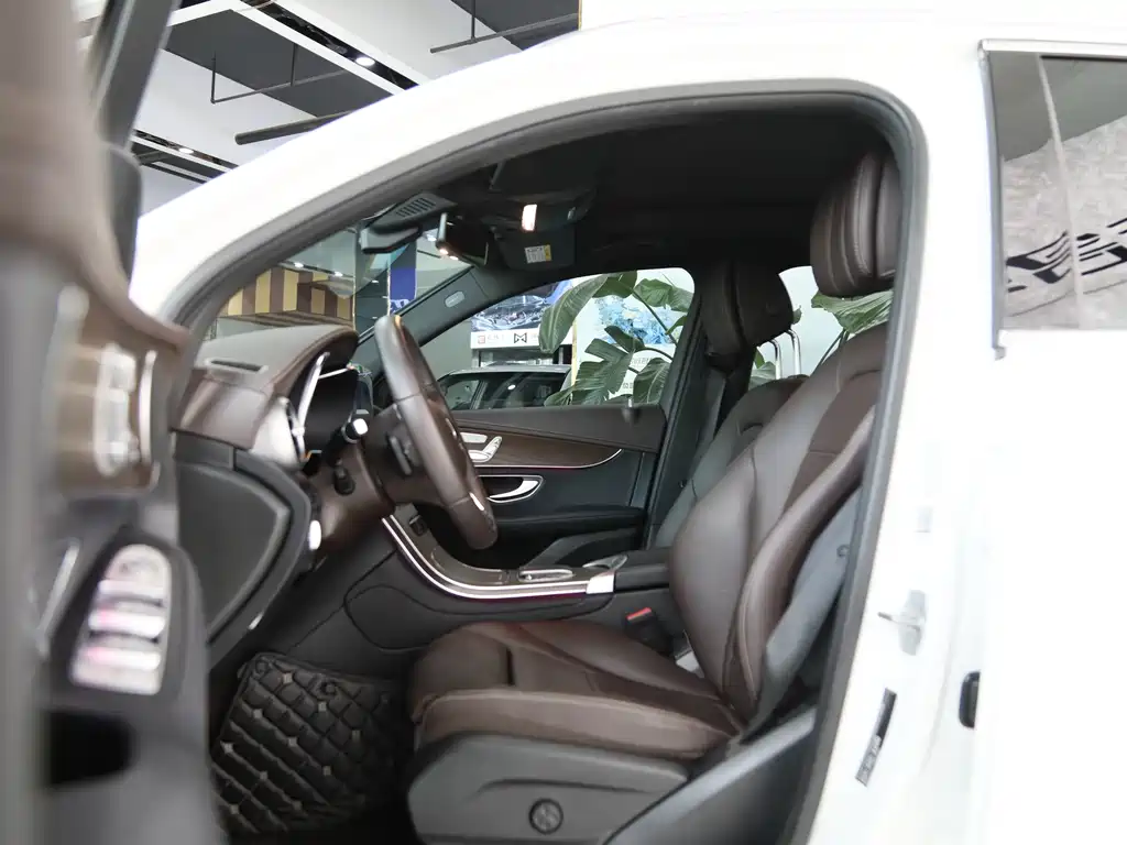 Mercedes-Benz GLC 2022 GLC 260 L 4MATIC Luxury
