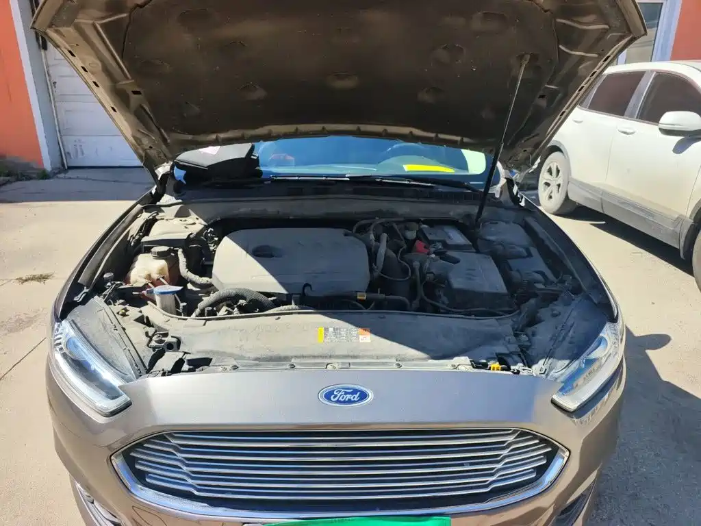 Ford Mondeo — миниатюра 21