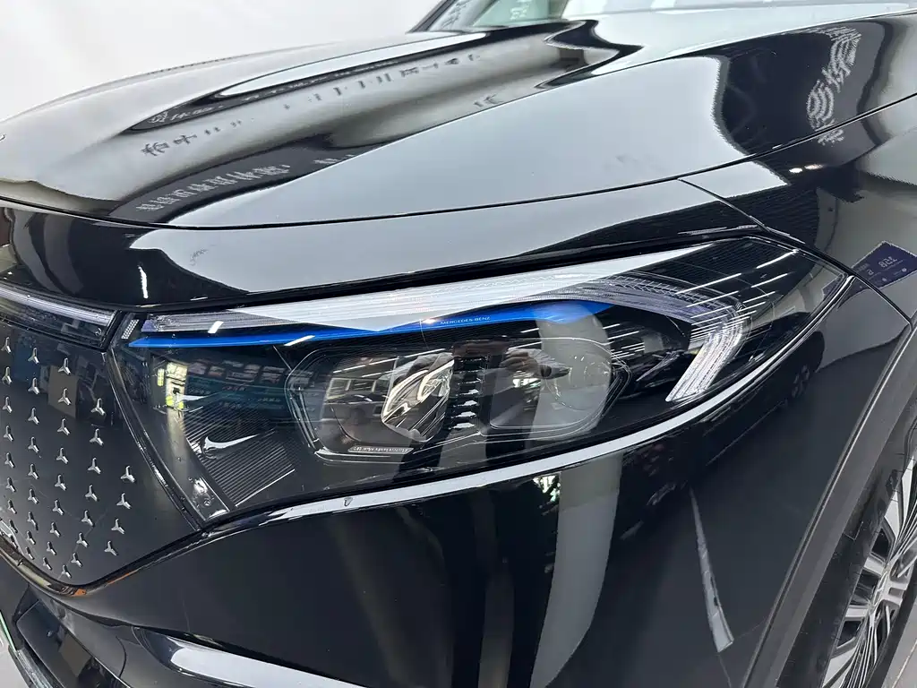 Mercedes-Benz EQB — миниатюра 14