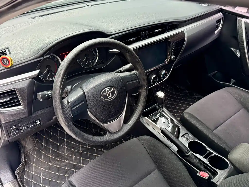 Toyota Corolla — миниатюра 13