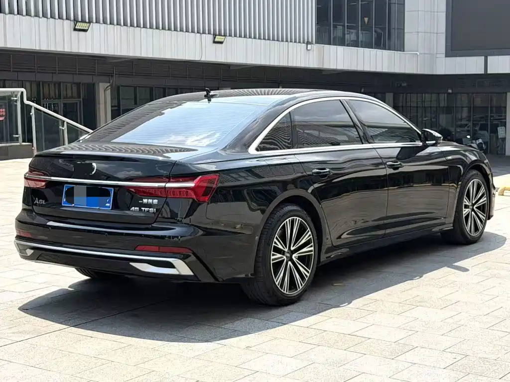 Audi A6L — миниатюра 9