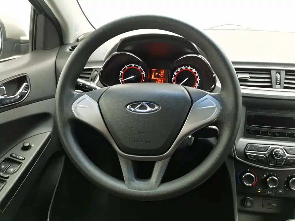 Chery Arrizo 3 — миниатюра 11