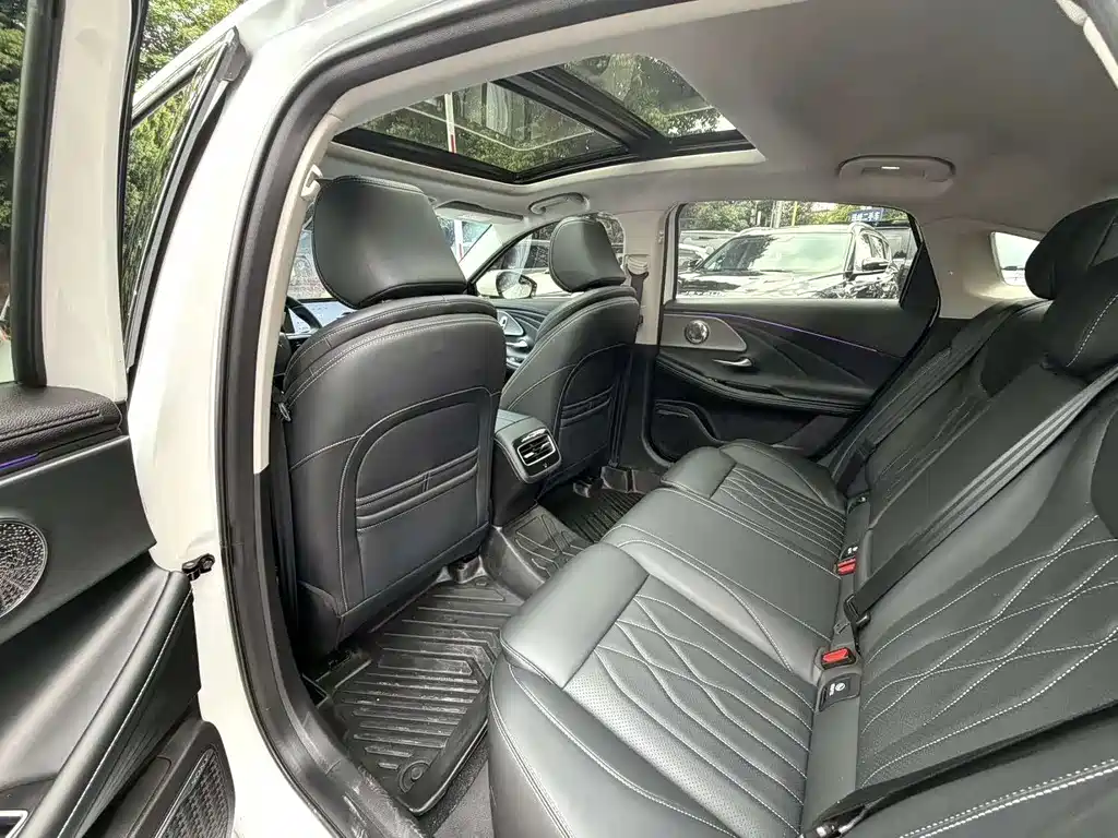 Chery Arrizo 8 — миниатюра 13