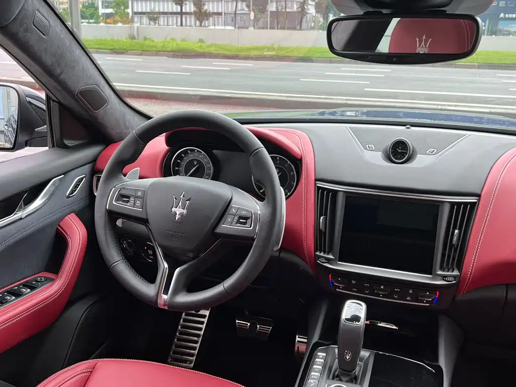 Maserati Levante 2023 2.0T GT