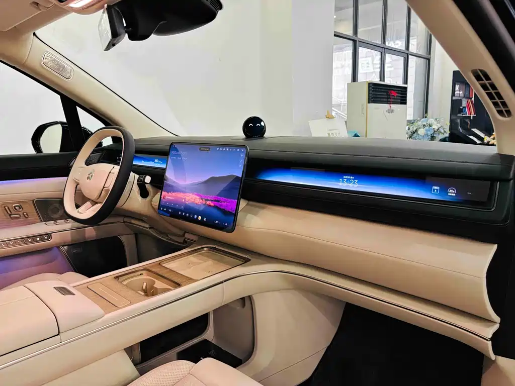 NIO ES8 — миниатюра 39