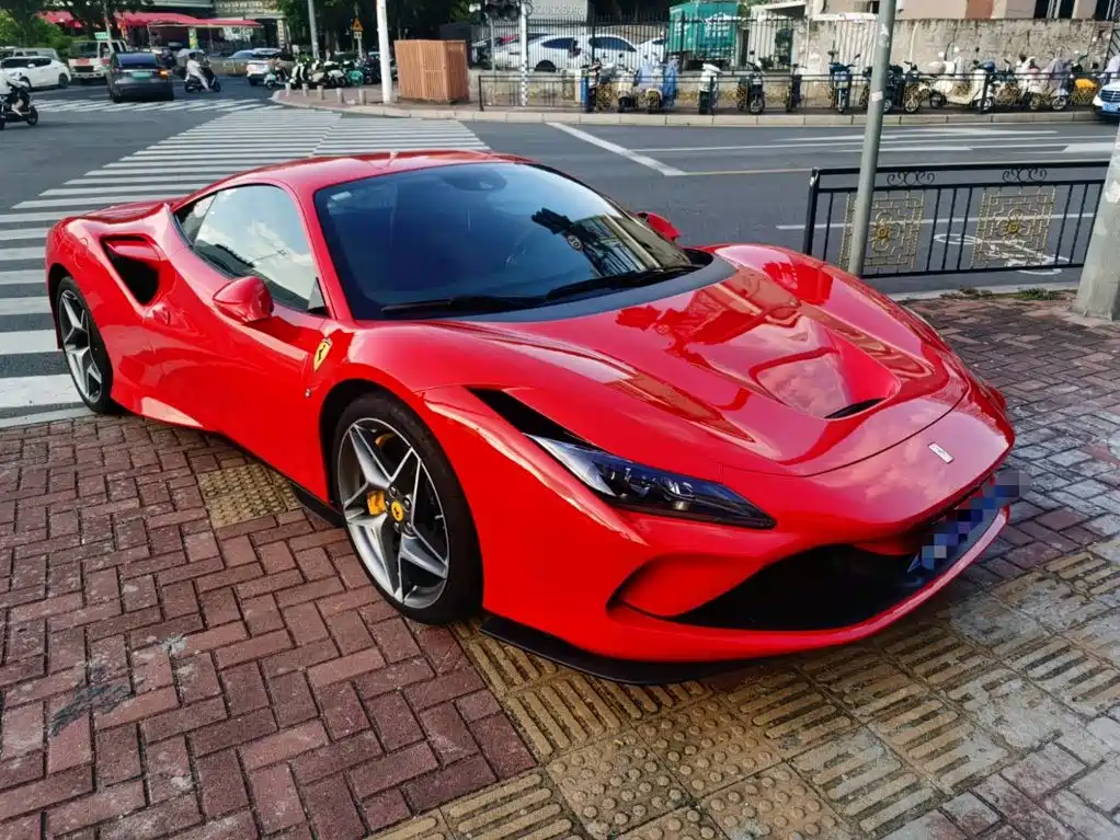 Ferrari F8 — миниатюра 5