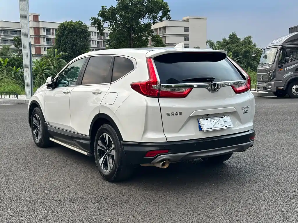 Honda CR-V — миниатюра 5