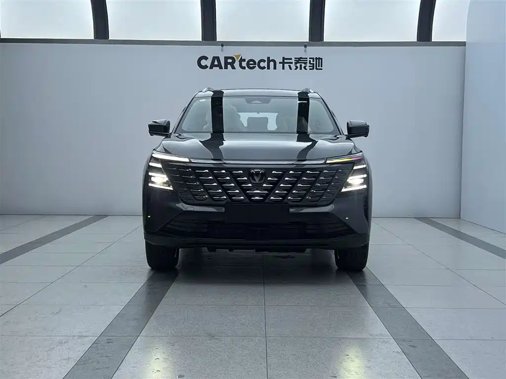 Changan Changan CS75PLUS — миниатюра 3