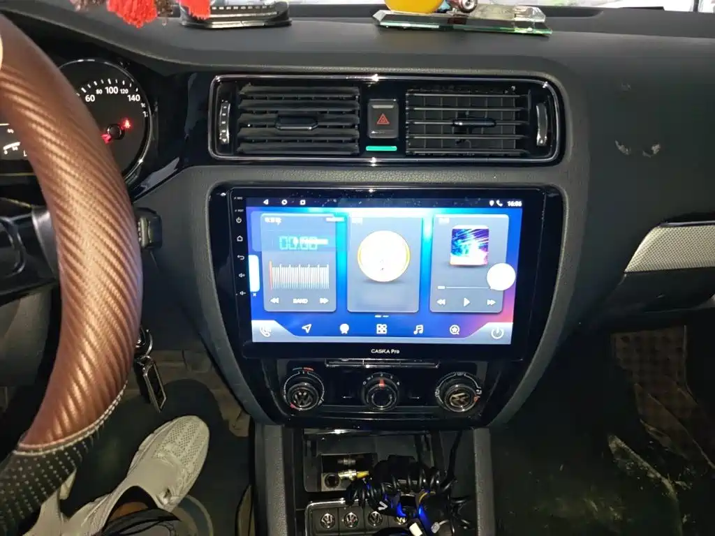 Volkswagen Sagitar — миниатюра 6