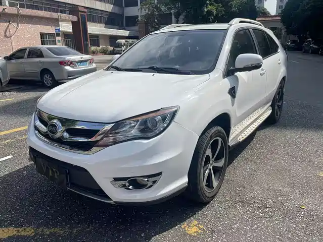 2015 BYD S7