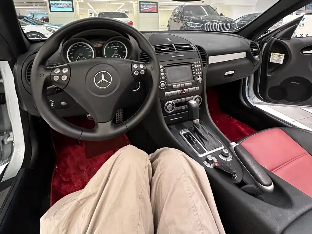 Mercedes-Benz Mercedes SLK класса AMG — миниатюра 3