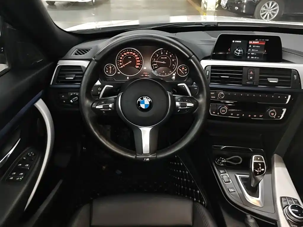 BMW 3 Series GT 3 GT 2018 320i M Sport