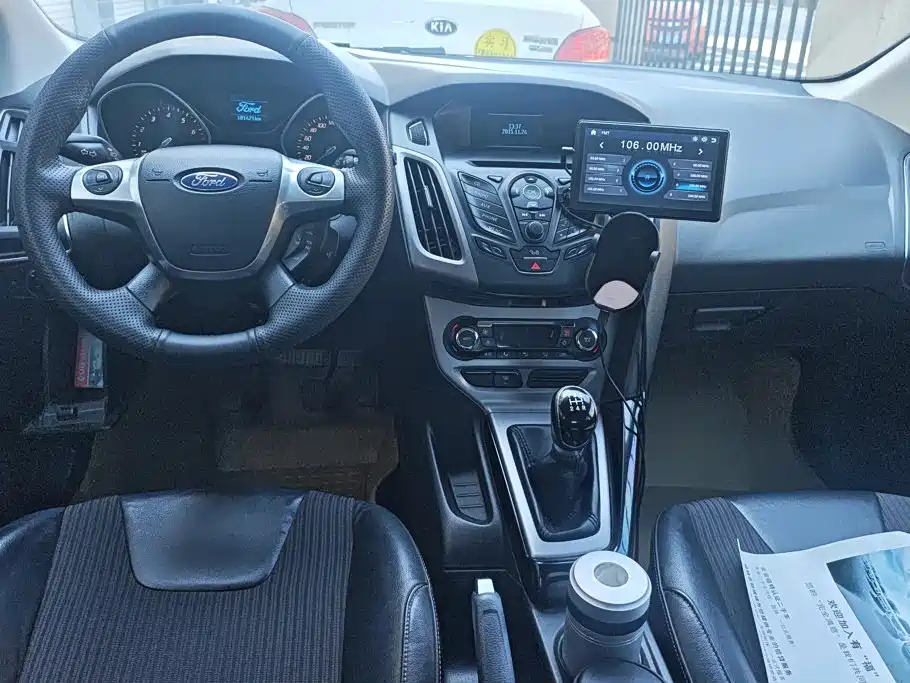 Ford Focus — миниатюра 12
