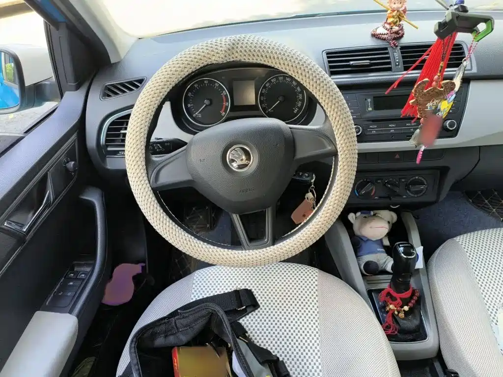 Skoda Fabia — миниатюра 3
