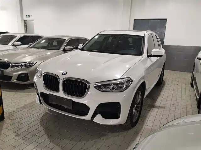 BMW  X3