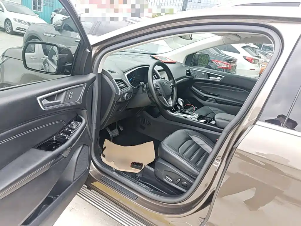 Ford Edge — миниатюра 16