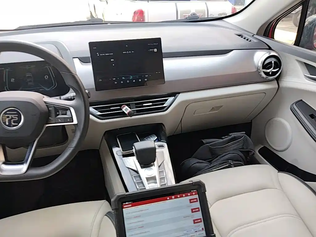 BYD Yuan Pro — миниатюра 13