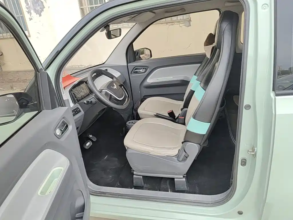 Wuling MINIEV — миниатюра 15