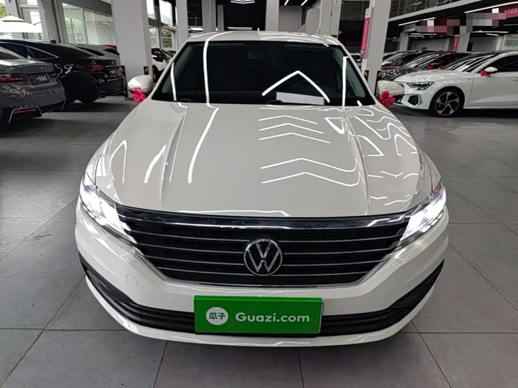 Volkswagen Lavida — миниатюра 3