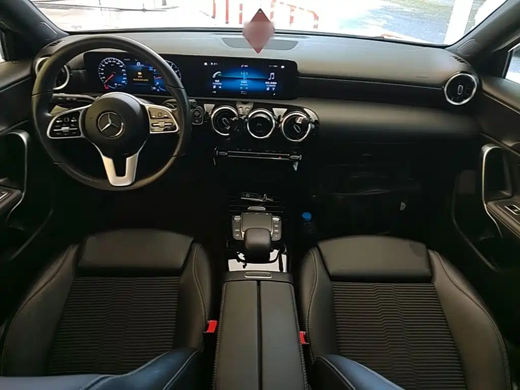 Mercedes-Benz A-Class (Import) — миниатюра 6