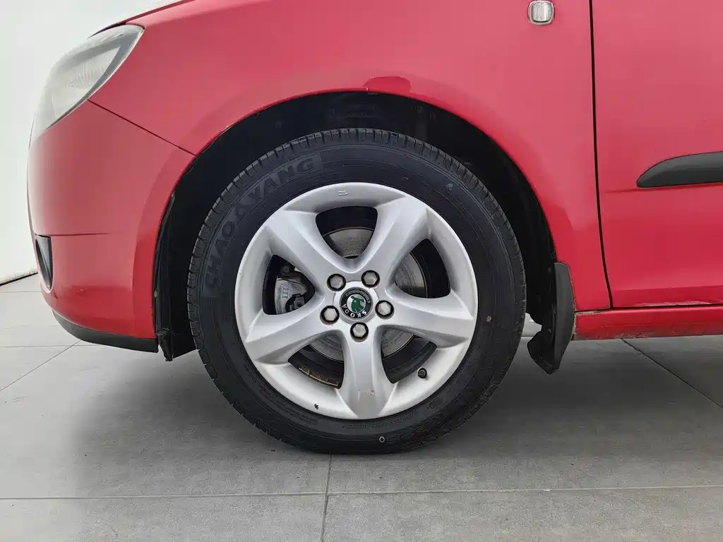 Skoda Fabia — миниатюра 17