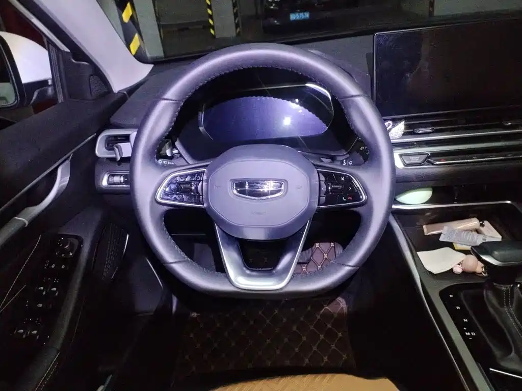 Geely Emgrand — миниатюра 3