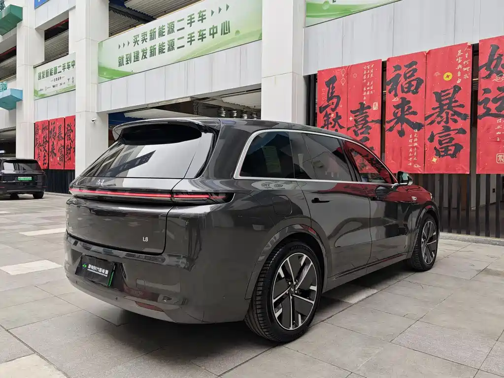 Li Auto IDEAL L8