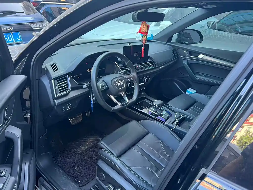 Audi Q5L — миниатюра 5