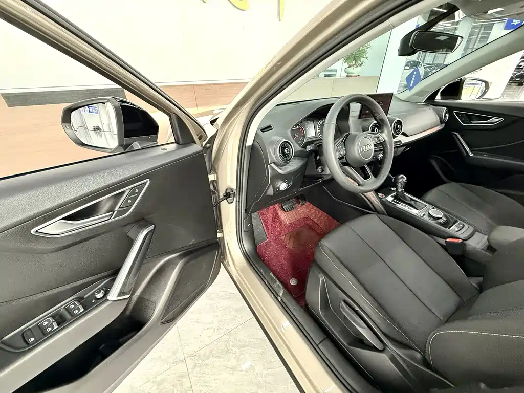Audi Q2L — миниатюра 6