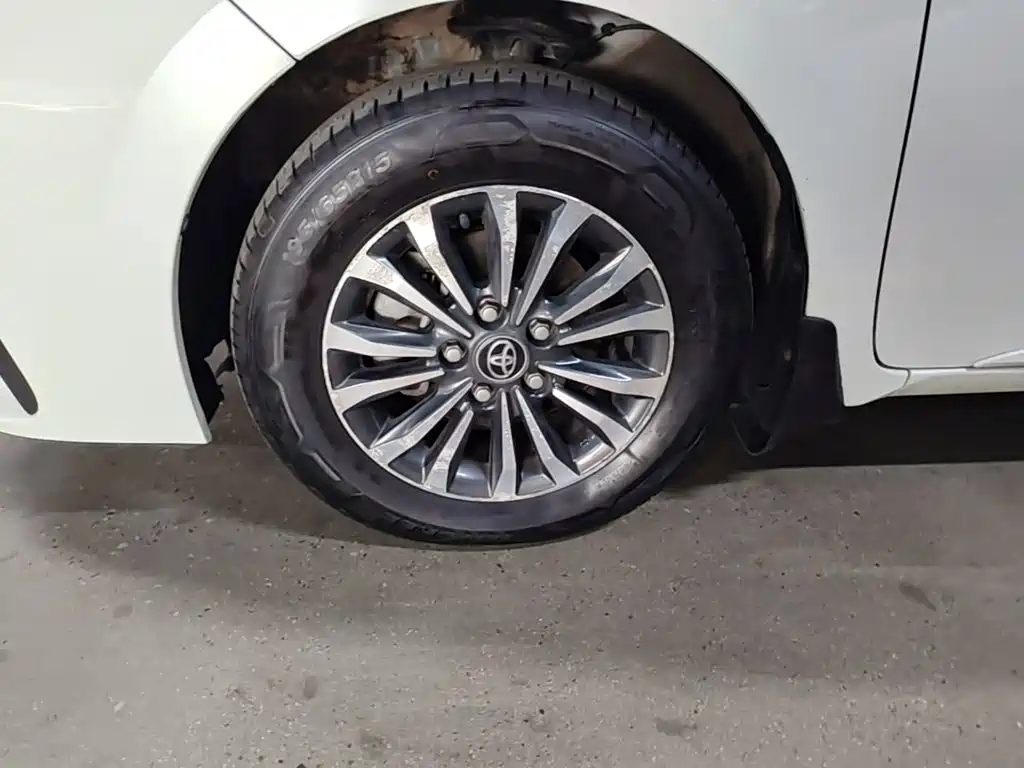 Toyota Corolla — миниатюра 23