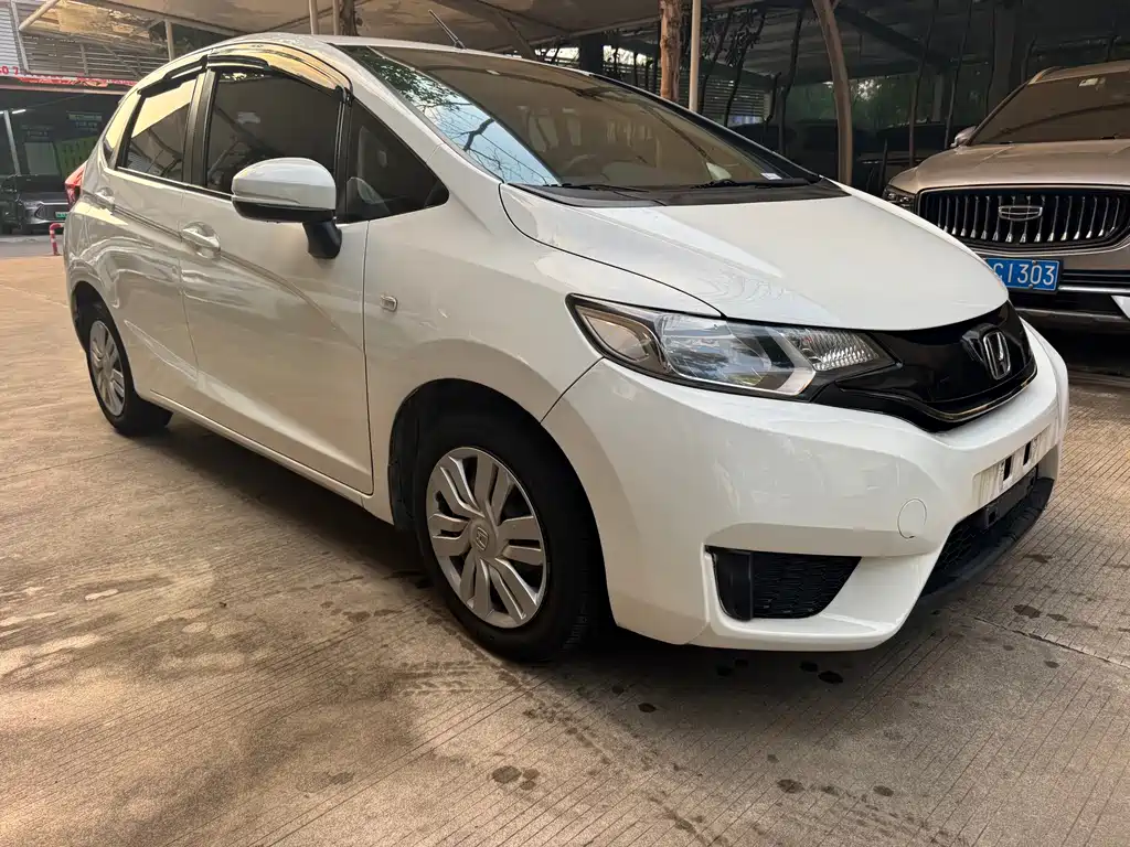 Honda Fit — миниатюра 3