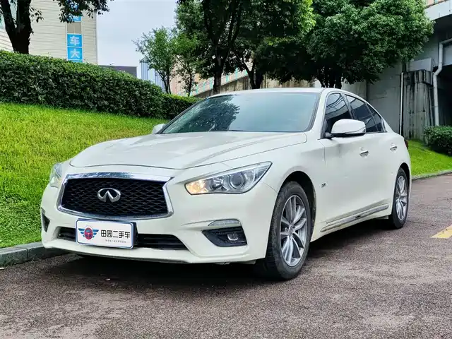 INFINITI Q50L