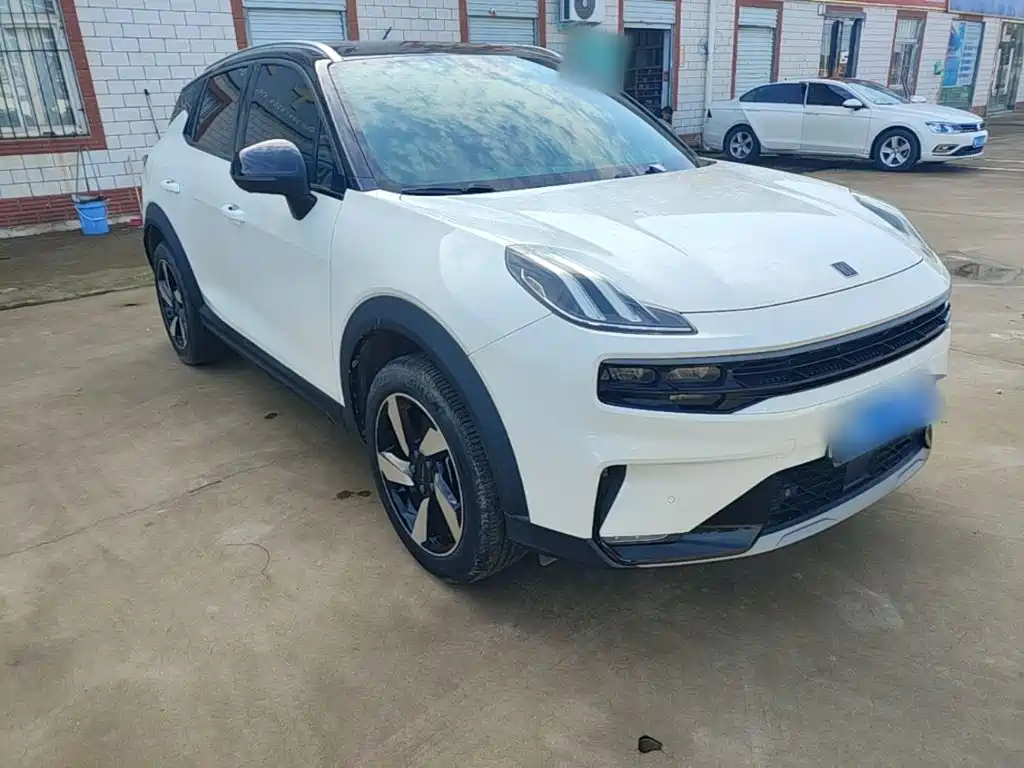 Lynk & Co 06 — миниатюра 4
